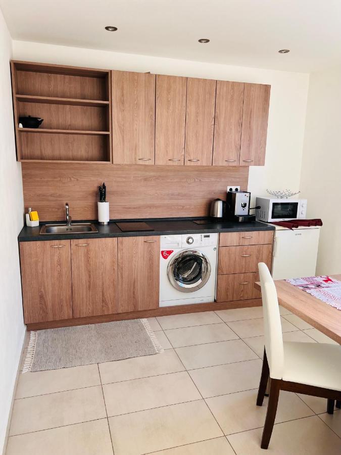 Sparrow Apartmens - Vrabcia Ulica 9, Košice Esterno foto