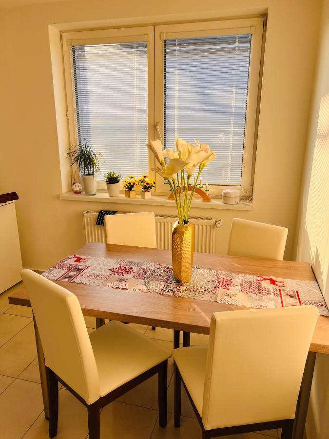Sparrow Apartmens - Vrabcia Ulica 9, Košice Esterno foto