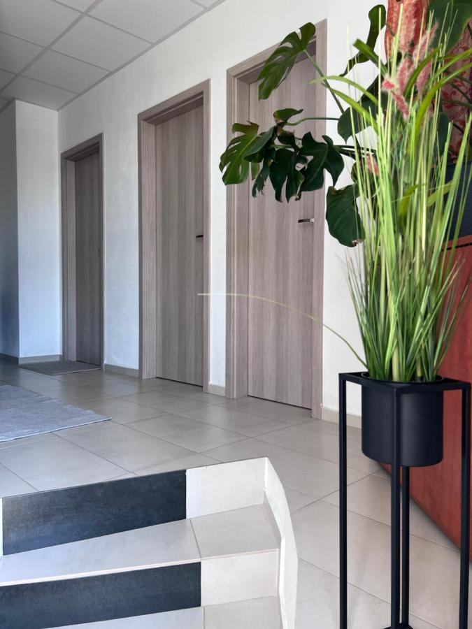 Sparrow Apartmens - Vrabcia Ulica 9, Košice Esterno foto